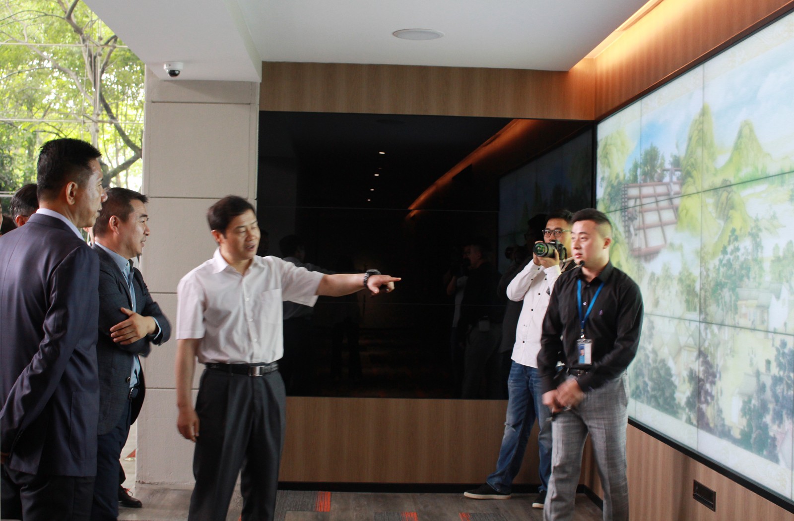 15271234887407978m7a.jpg 2.jpg